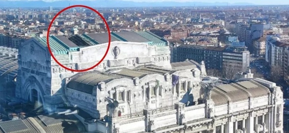 Allerta vento: a Milano per le raffiche si stacca una parte del tetto della stazione Centrale